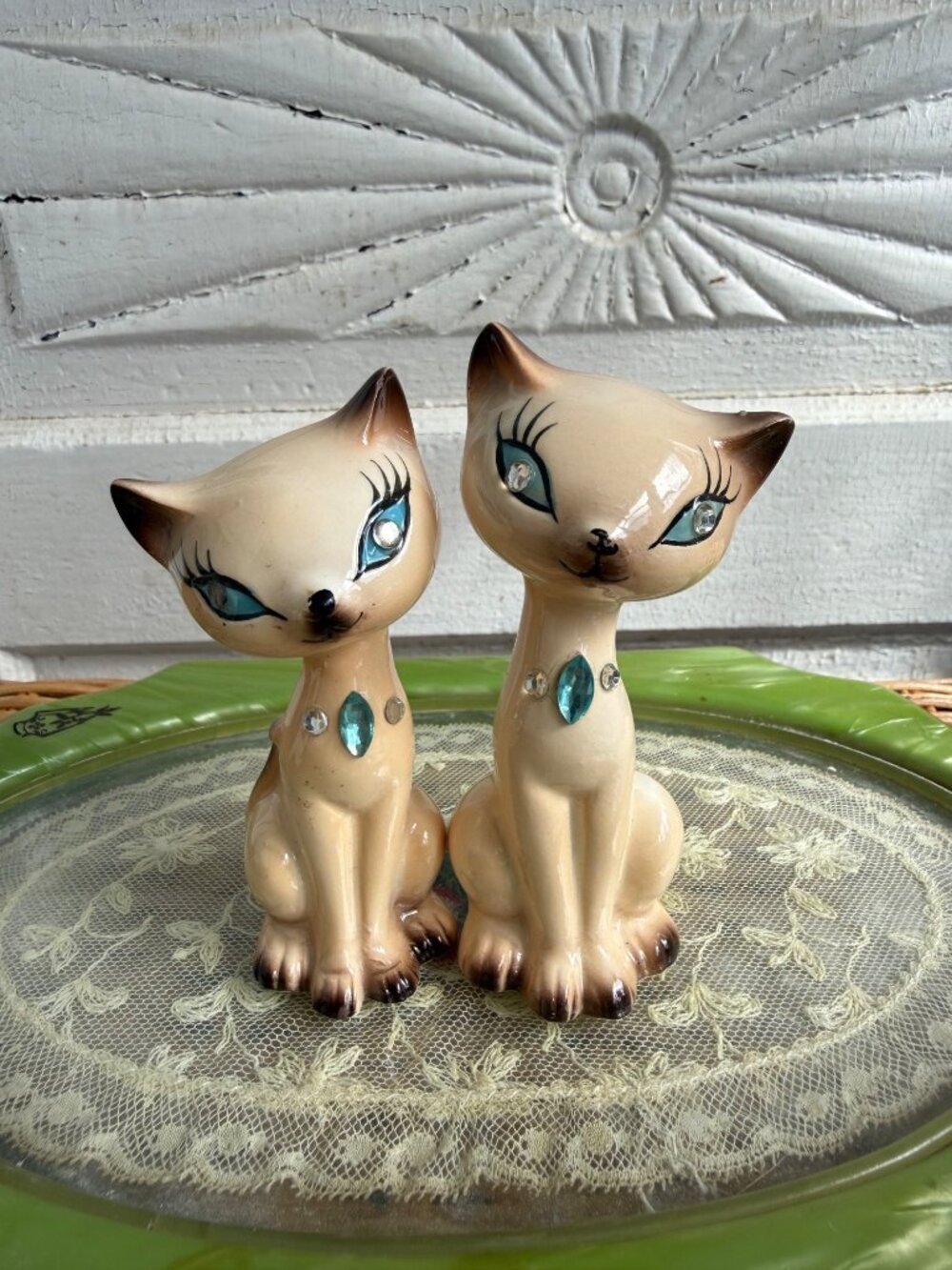 Vintage 1950s Enesco Siamese Cats Salt And Pepper Shakers Rhinestones